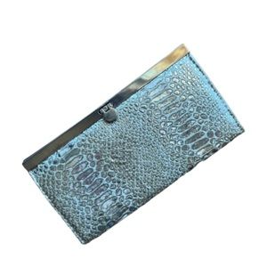 Metallic Silver Faux Crocodile Skin Wallet